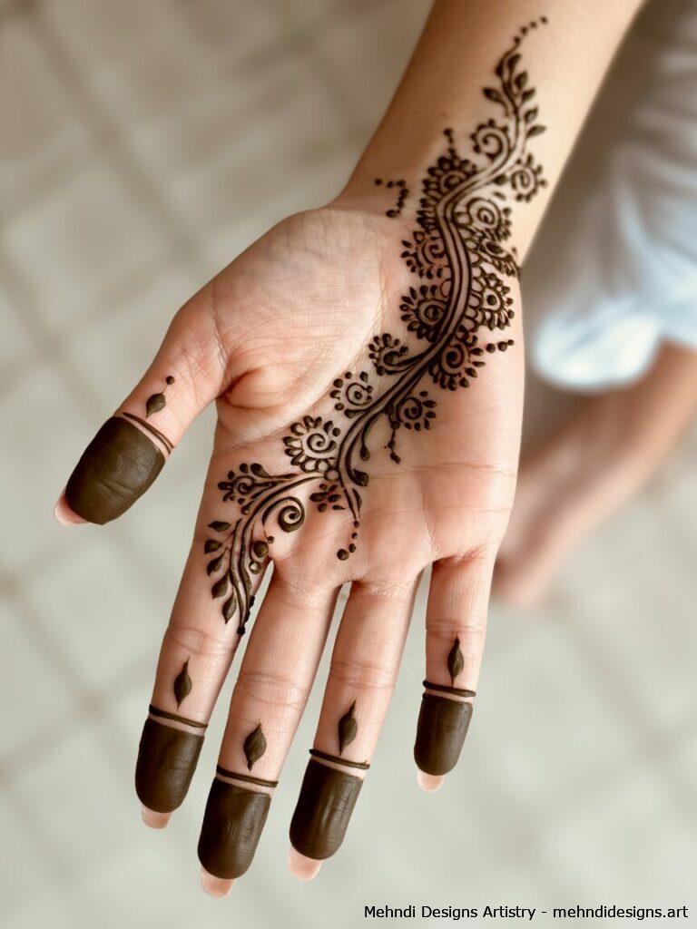 Minimalist finger designs 3