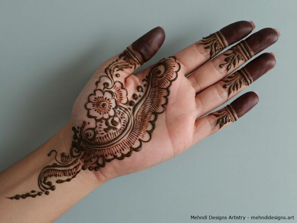 front hand mehndi design