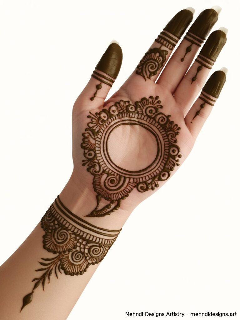 Circle with Paisley Patterns 2