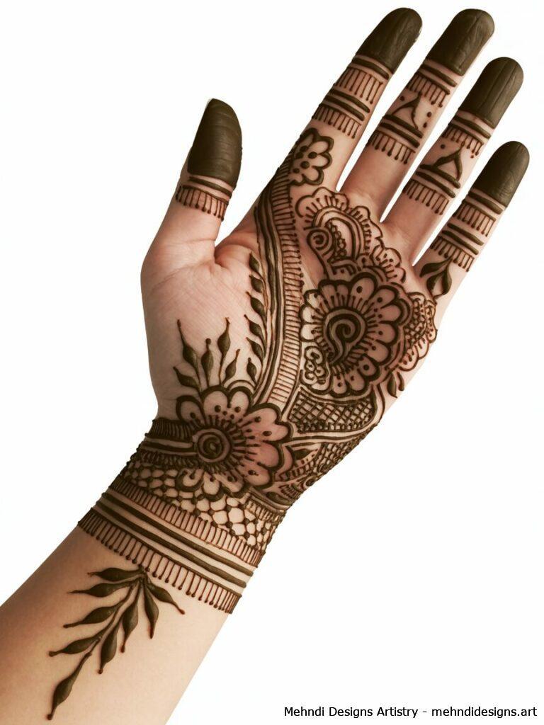 Intricate full hand designs 3