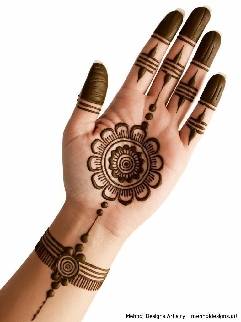Mandala centered palms 4