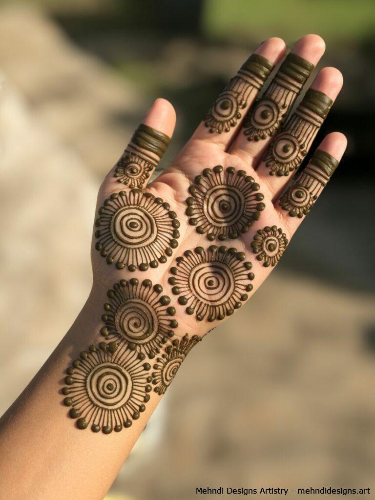 Full Hand Round Mehndi 2