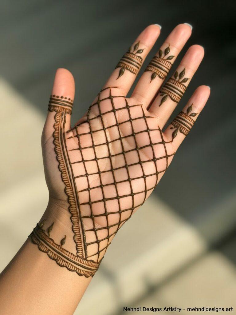 Grid and lace details 4