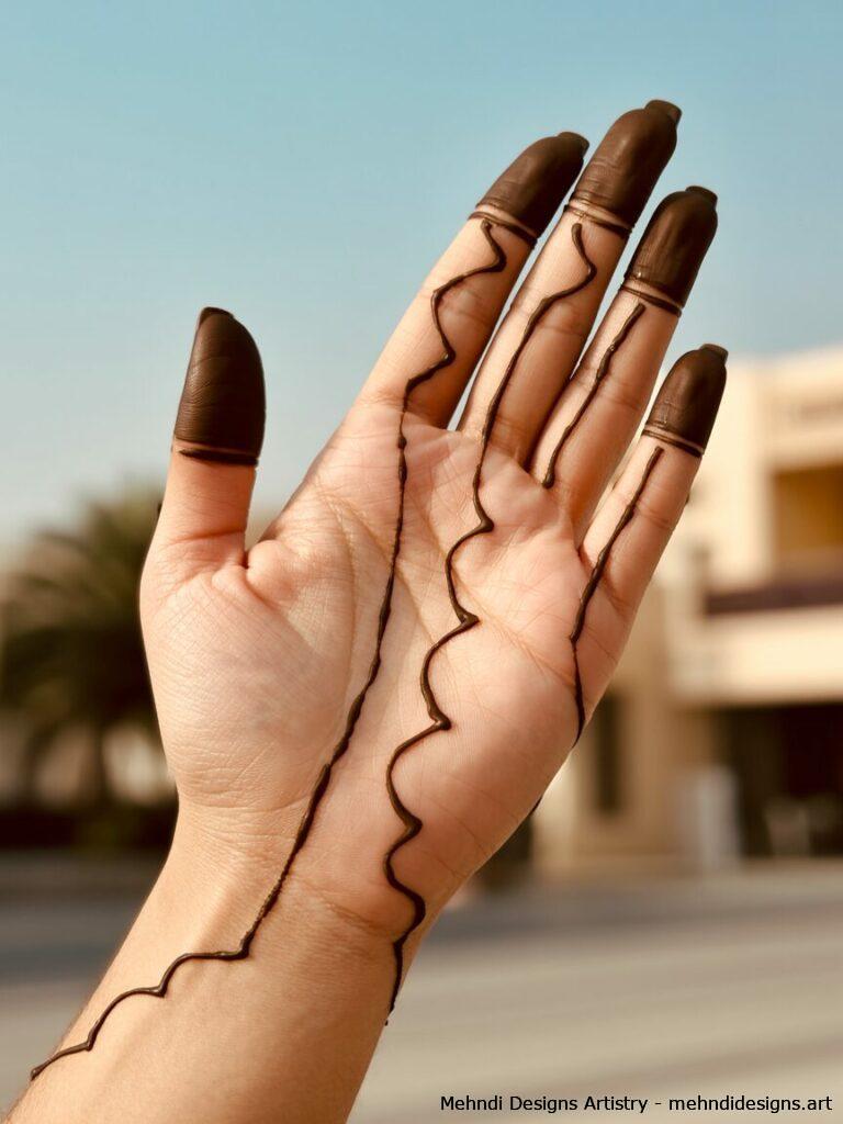 Minimalist Dubai Mehndi 2