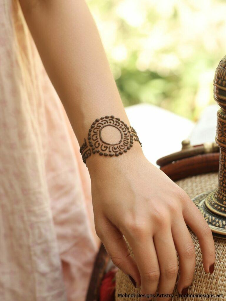Round Henna Bracelet 2