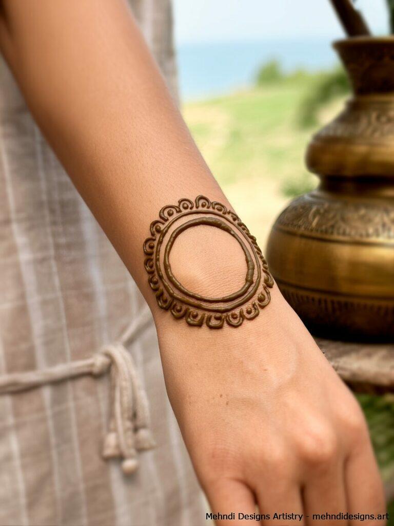 Round Henna Bracelet 3