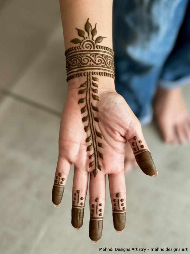 Wrist Focused Mehndi 3 1